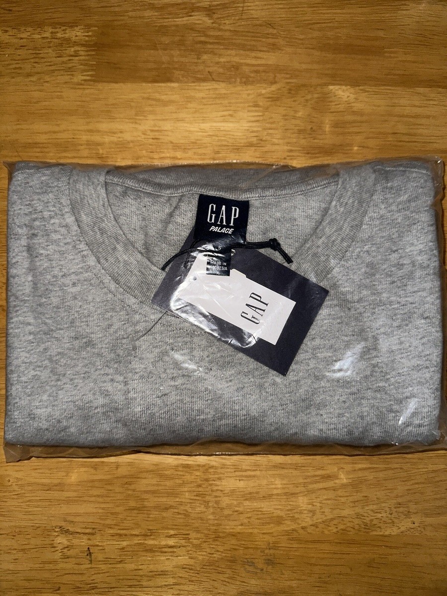 Size Small - Palace X GAP Heavy Jersey Grey T-Shirt | SHIPS Size Small - Palace X GAP Heavy Jersey Grey T-Shirt | SHIPS