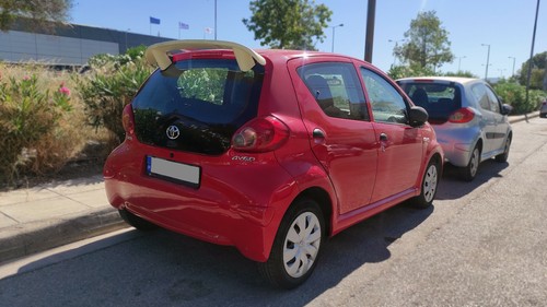 Dachspoiler hinten V.2 für Toyota Aygo MK1 (2005-2014) PU ungrundiert - Bild 3 von 3