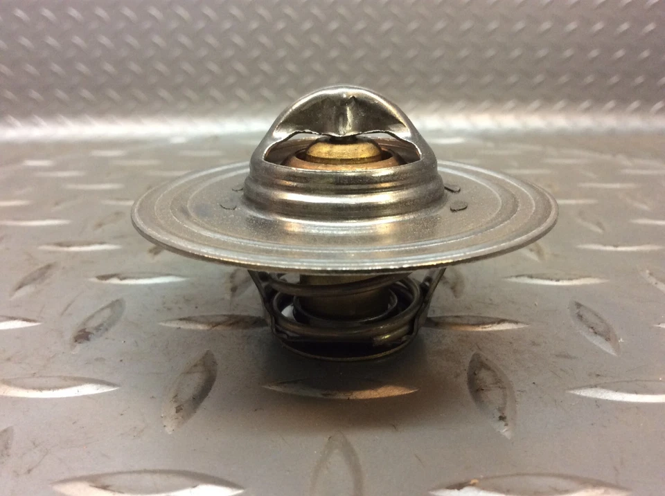 Ajuste: 67-85 International Harvester Models termostato Carquest 160 graus 13696 - Imagem 4 de 4