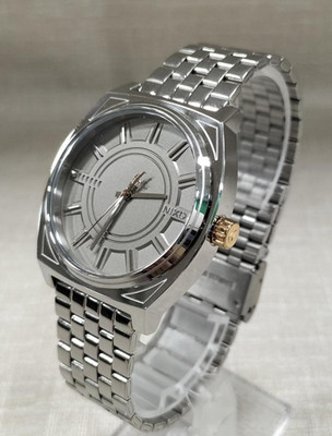 NIXON x Star Wars Wristwatch A045SW-2445 The Time Teller Quartz Silver in Case