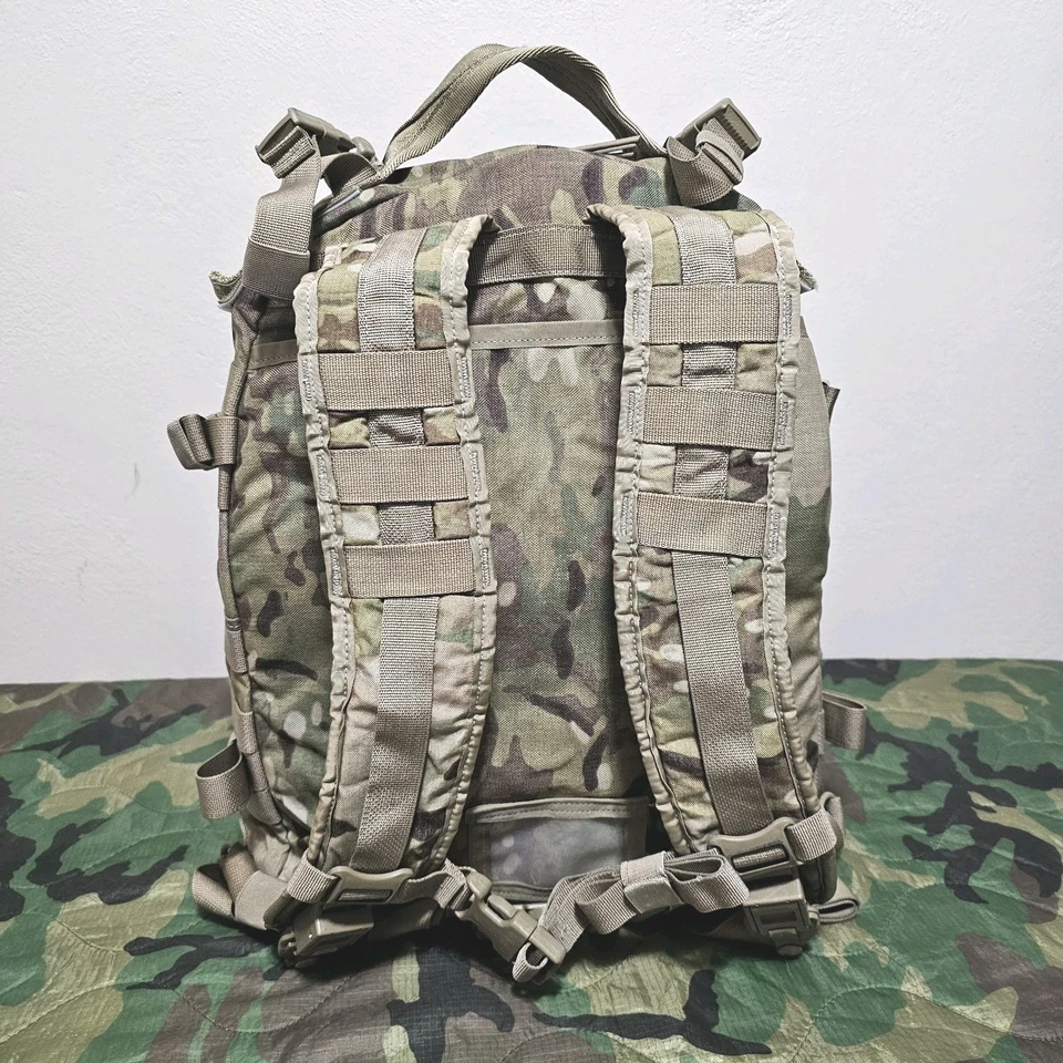 USGI Multicam OCP MOLLE Paquete de Asalto Mochila de Asalto de 3 Días Ejército de EE. UU. con Refuerzo Foto 3 de 4