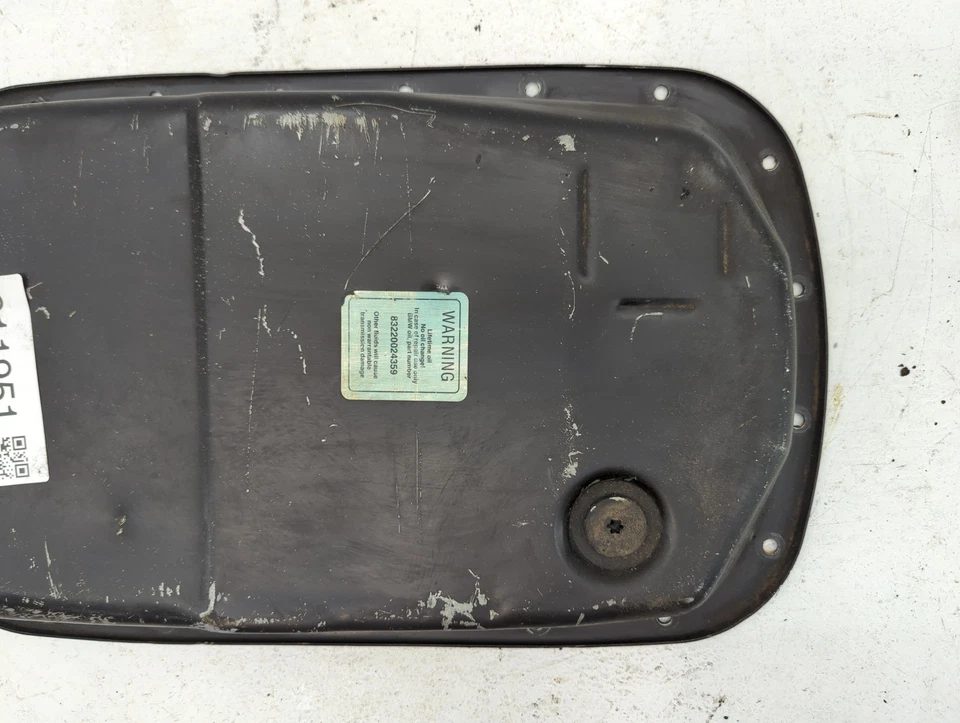 Óleo de motor 2007-2013 BMW 328I Pan XU9EM - Imagem 2 de 4