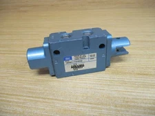 Mac Valves 180001-112-0022 Manually Operated Valve W/O Handle