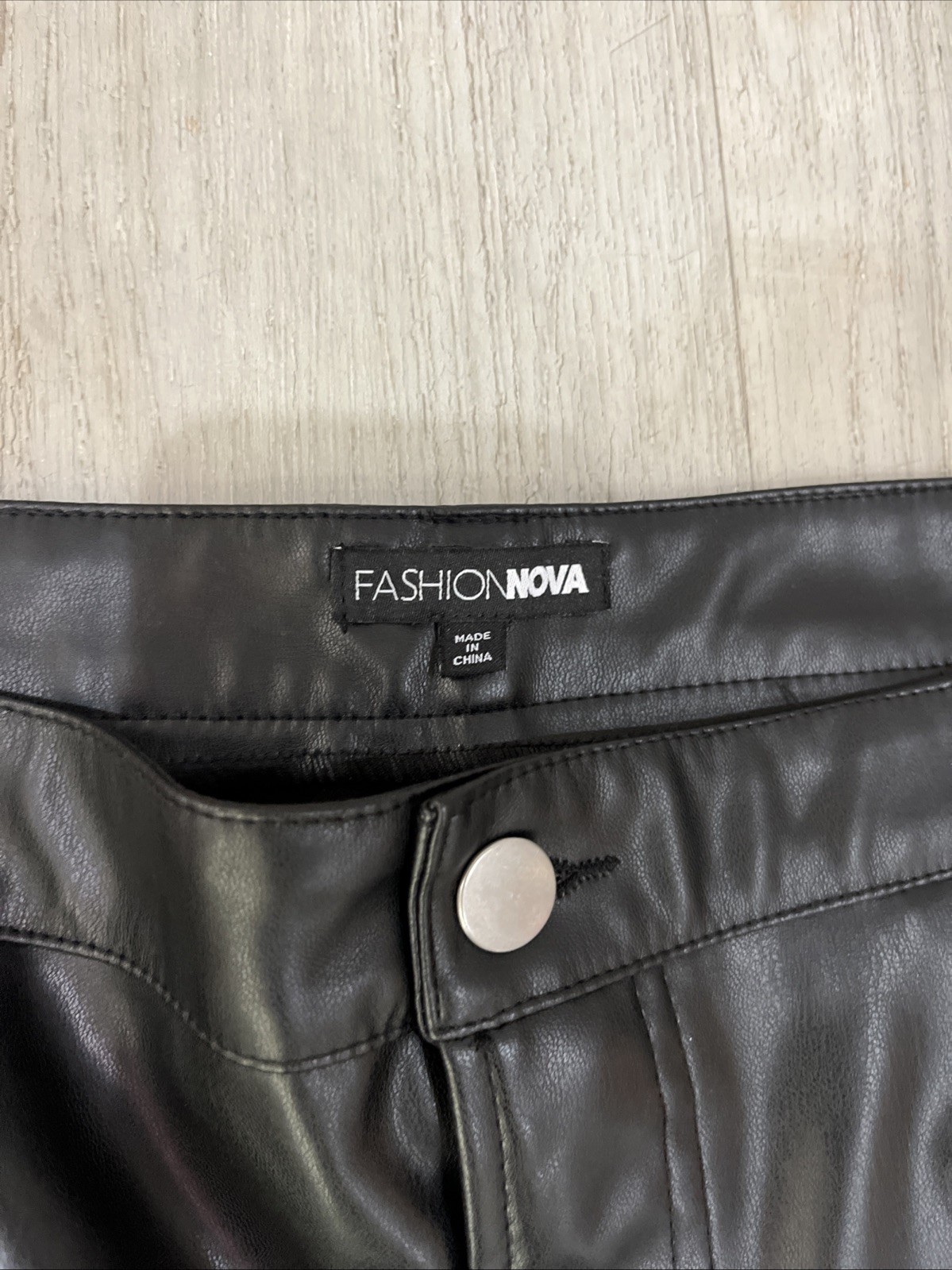 Plus Size 2X Fashion Nova Black Faux Leather Cargo Skirt image 2