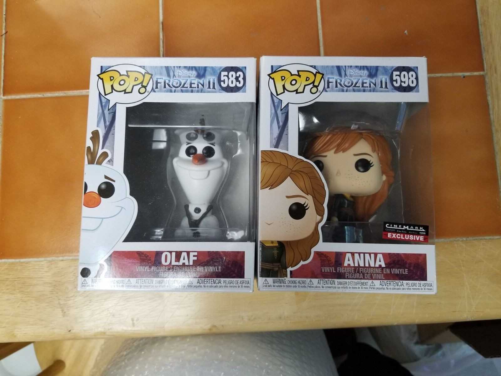 Funko Pop Disney Frozen Lot - Olaf 583 &Amp; Cinemark Exclusive Anna 598