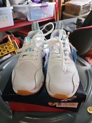 Reebok size 7 ZIG Dynamic/Bright White/Jelly/Bean Gum
