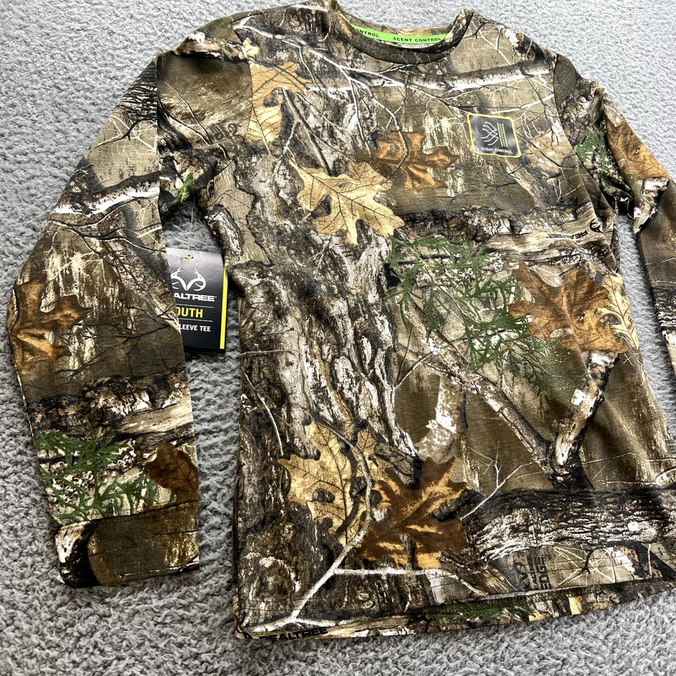 Realtree Camo Scent Control Youth XL Long Sleeve Hunting T-shirt - Image 3 of 4