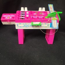 Vintage 1976 Kenner The Bionic Woman Bionic Beauty Salon for Restoration / parts