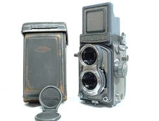 [Top MINT in Case ] YASHICA Yashica 44 4x4 TLR Film Camera 60mm f3.5 From JAPAN