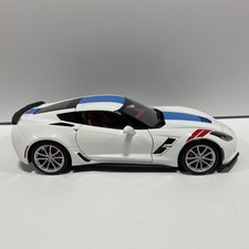 2017 CHEVROLET CORVETTE C7 GRAND SPORT WHITE BLUE STRIPE 1:18 by AUTOart No Box