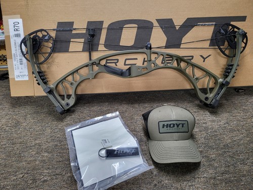 Used Excellent Shape Hoyt Torrex XT LH 25.5-30 - 70lbs