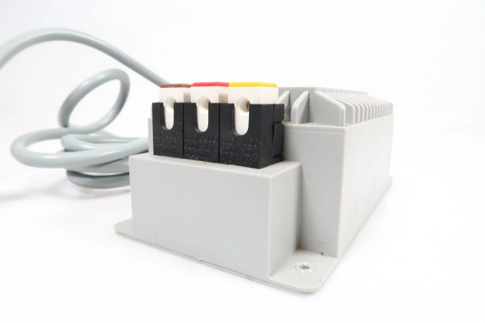 Viessmann 5200 Lichttransformator 52VA 230 V 2 Ausgänge 10V 16V - Imagem 4 de 4