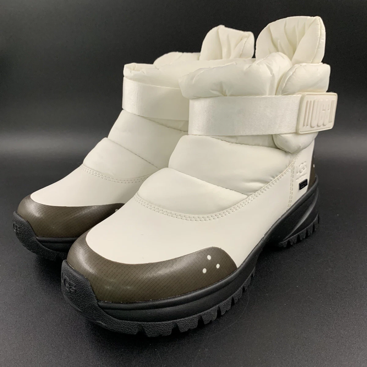 UGG YOSE PUFF BOOT WOMEN SIZE 7 US WHITE WATERPROOF WOOL INSULATED SNOW BOOTIE