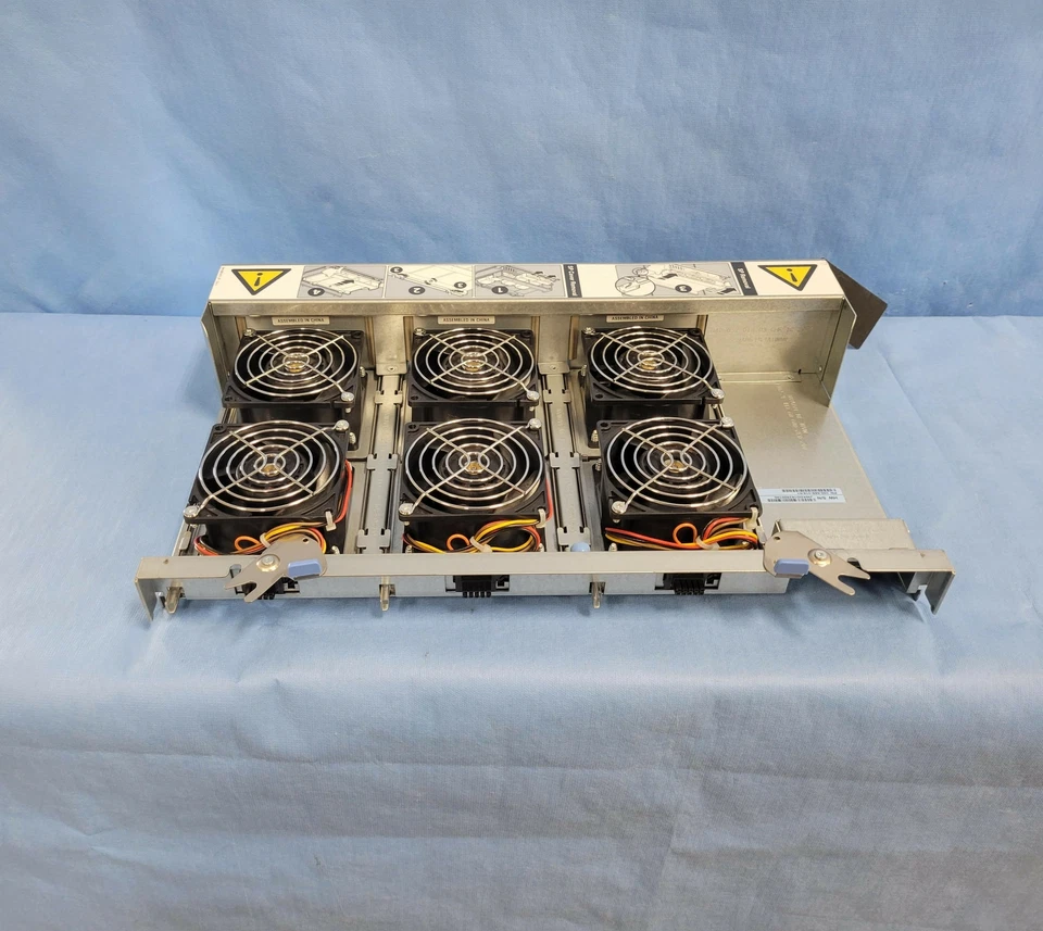 EMC Isilon Fan Cage Assembly w/ 3 x Fan Module for HD400 Series 100-569-318-01 - Image 4 of 4