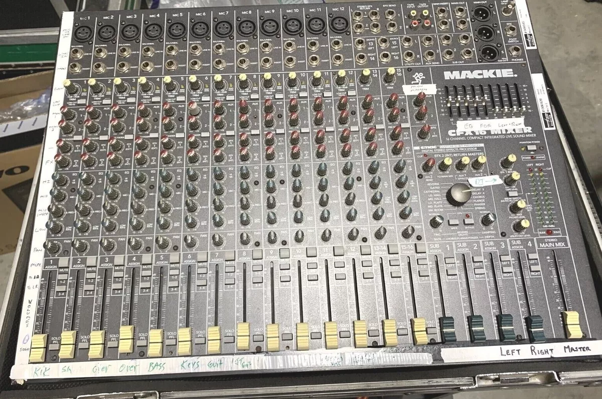 MACKIE CFX16 16-Channel Compact Integrated Live Sound Mixer w/ Hardshell Case