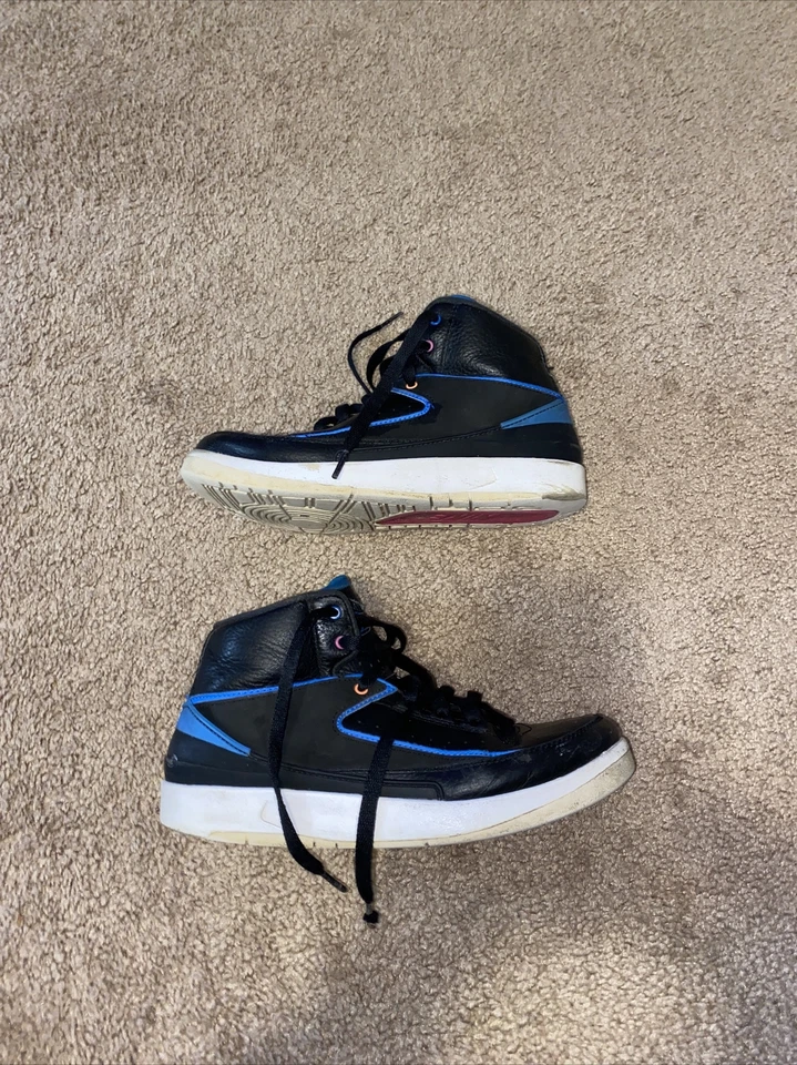 Air Jordan Retro 2 黑色蓝色“Radio Raheem”2009 834276-015 尺码 5.5 Y“M” — 第 2/4 张图片