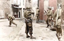 WW2 Picture Photo France US takes aim at a sniper during street fighting 4554 