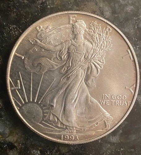 1993 American Silver Eagle U.S. Mint 1 oz 99.9%  Business Strike Edge Toning