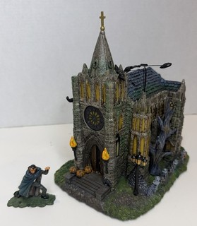NIB! Hawthorne Village Universal Studio Monsters Gothic Cathedral W/ COA