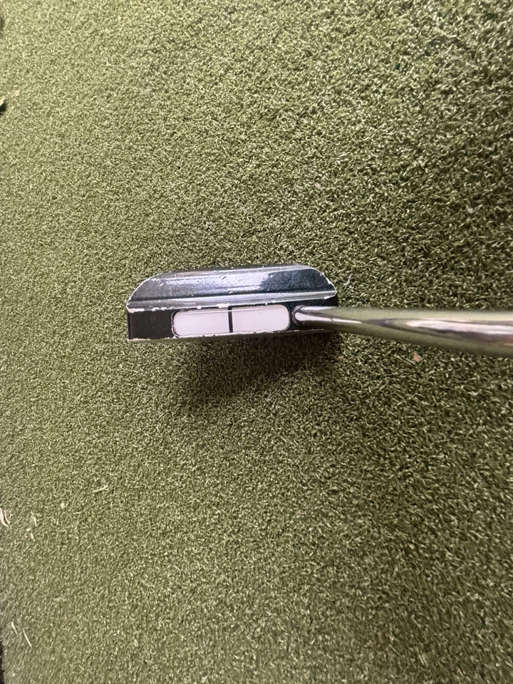 Putter TAD Moore Pro 7. Empuñadura Winn de gran tamaño. Usado pero funciona muy bien! Foto 2 de 4