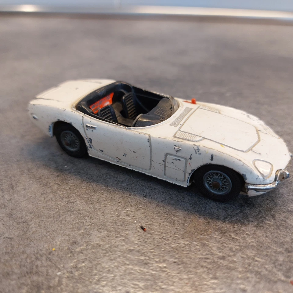 Corgi Toys 007 James Bond Toyota 2000 GT Scala 1:43 N. 336 Made in England  - Immagine 2 di 4