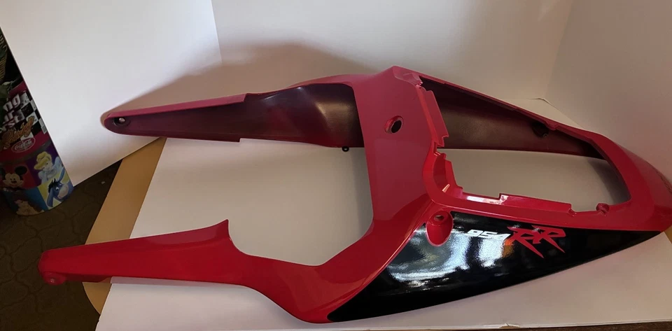 USE OEM HONDA REAR TAIL COWL PART # 77210-MCJ-A00ZA FIT 2003 CBR954 RR Foto 2 de 4