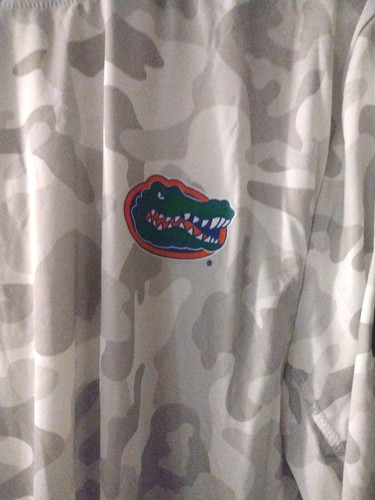 Men's Colosseum Arctic Camo Florida Gators OHT Military Appreciation Long Sleeve - Picture 3 of 7