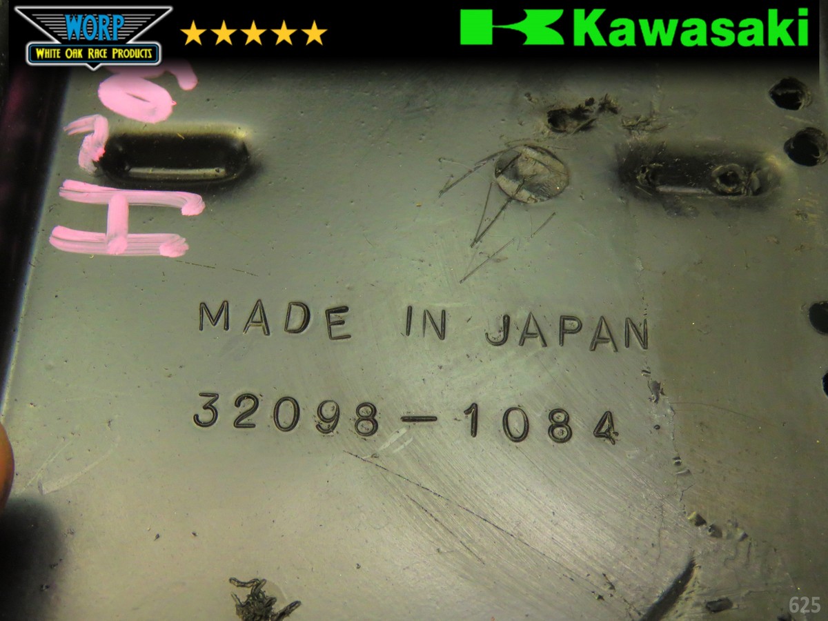GENUINE OEM 89-90 KAWASAKI NINJA 750 ZX7 TOOL STORAGE TRAY 32098