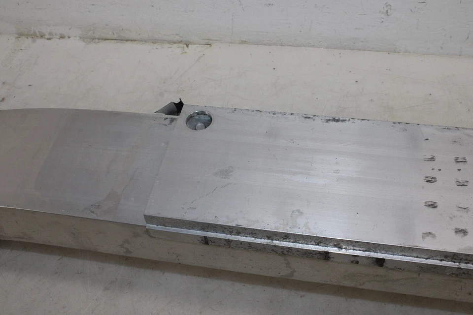 Задняя арматура для Nissan 350z 2003-2009 годов выпуска от оригинального производителя KA46 - Изображение 4 из 4