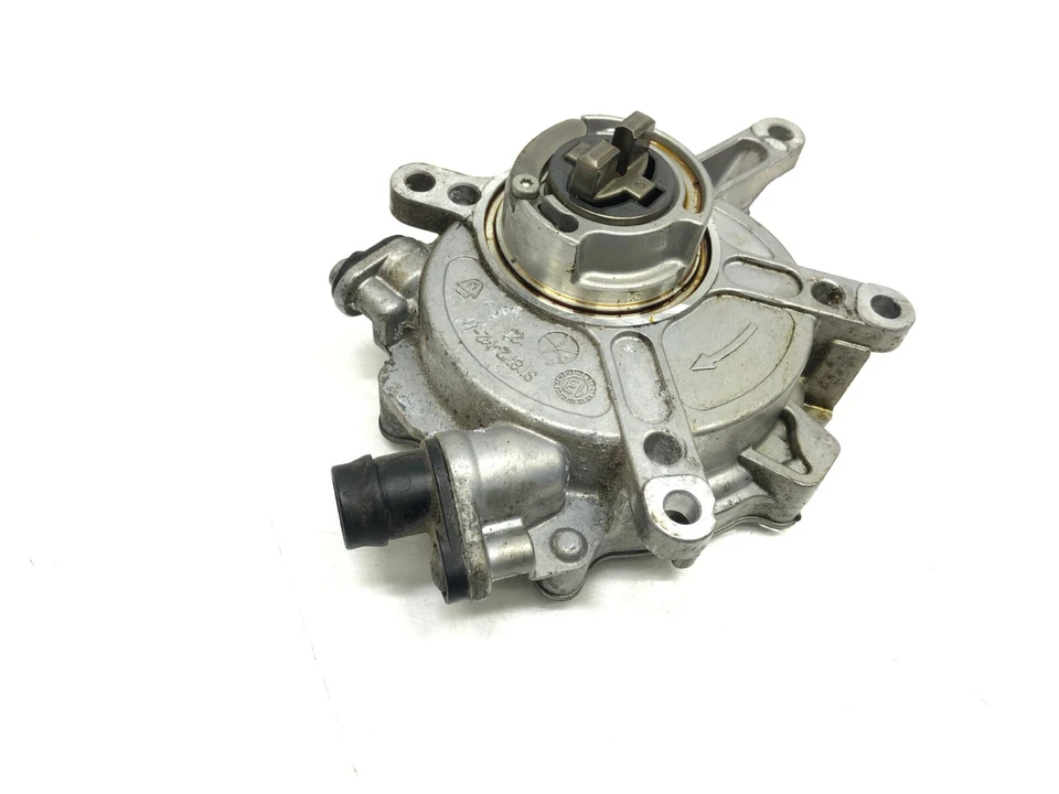 Bomba de vacío Mercedes S550 2012-2018 4,6 L V8 OEM. Foto 2 de 4