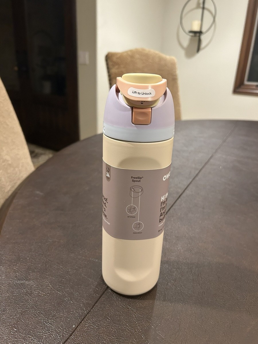 Vintage Feather Craft Boat Company 22oz Vacuum Insulated Bottle Vintage Feather Craft Boat Company 22oz Vacuum Insulated Bottle