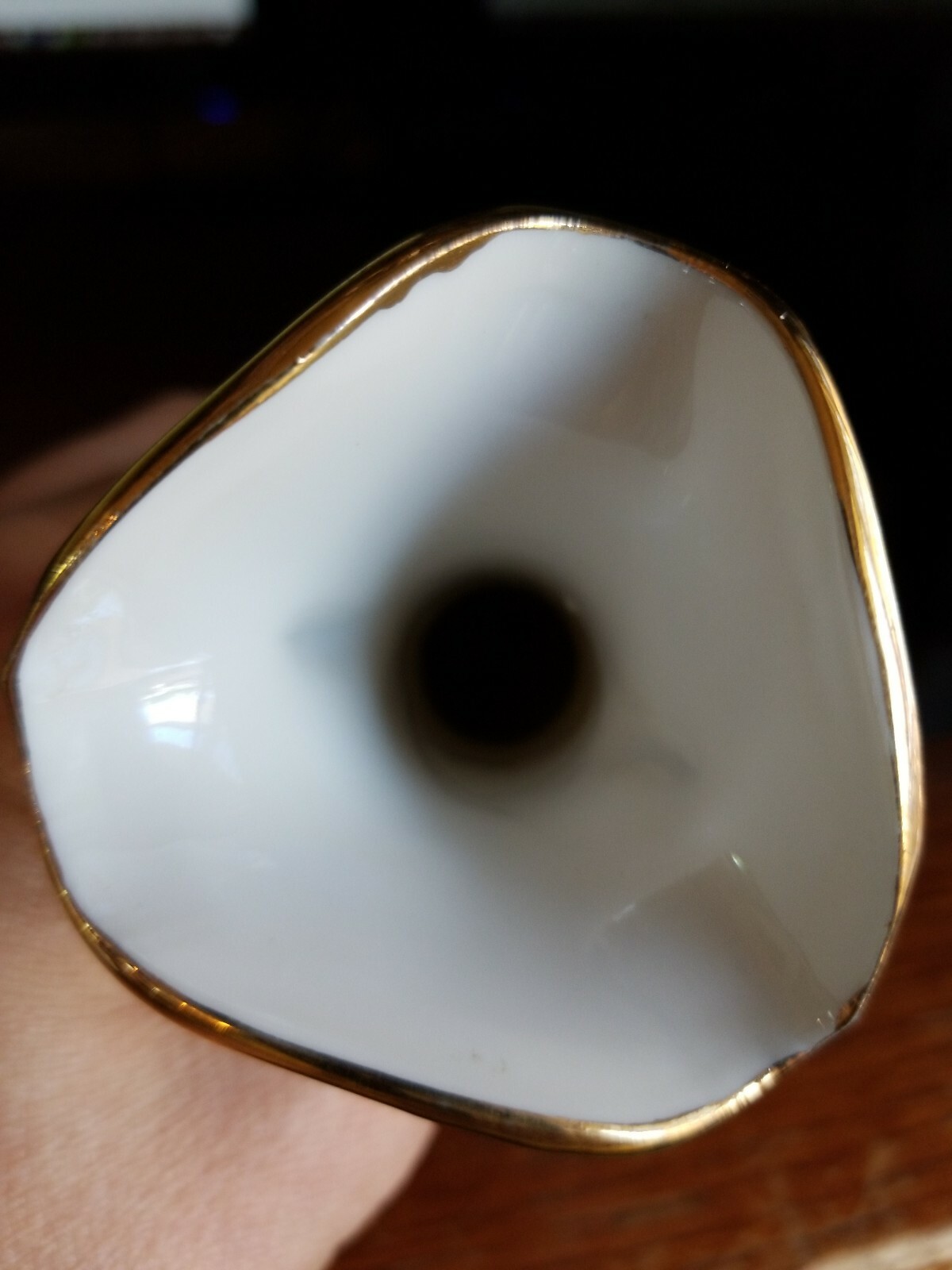 Fine china by Viletta Roseburg, Oregon bud vase with "A Home In The