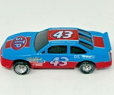 Racing Champions NASCAR PROPERTIES 43 Richard Petty STP 1990