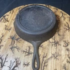 3-Notch Lodge NO. 6 (9") Skillet - Vintage Cast Iron