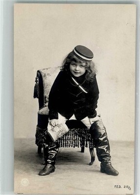 38177967 - Kind NPG F.E.D. 215/3 Studentika 1906