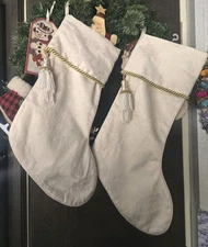 SET ELEGANT C & F ENTERPRISES WINTER WHITE BROCADE TASSELS CHRISTMAS STOCKINGS