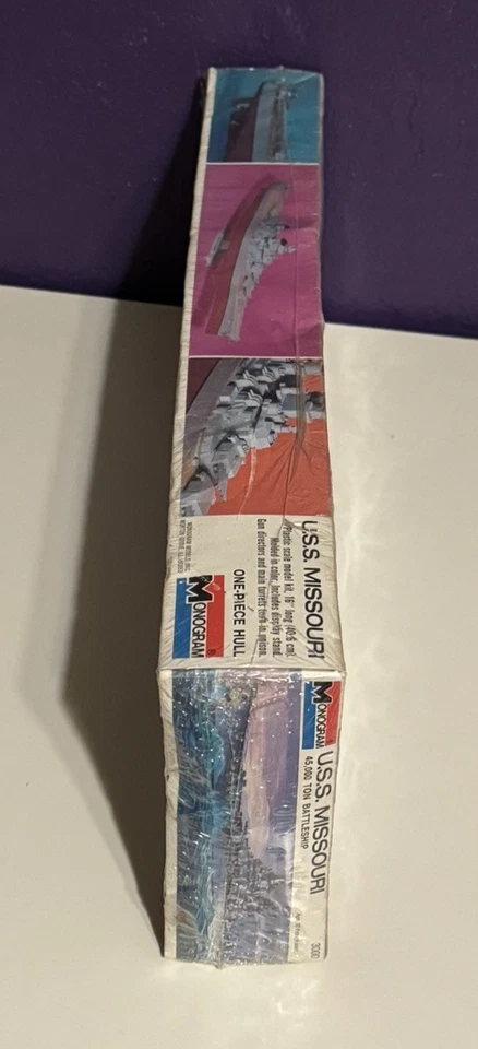 Monogram USS Missouri BB-63 Battleship Model Kit 1976 16" 3000 New Sealed - Image 3 of 4