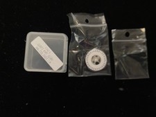 Hattori  Japan 3 Hand Quartz Watch Movement VJ42-6 Date At 6:00 Overall Height 4
