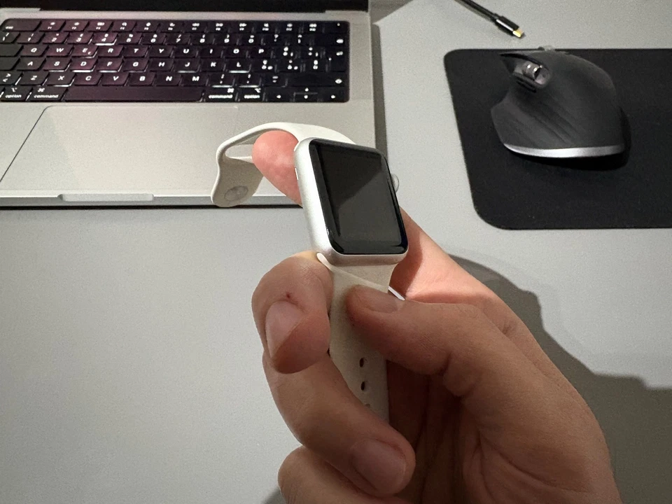 Apple Watch 38MM serie 1 alluminio per ricambi - Immagine 3 di 3