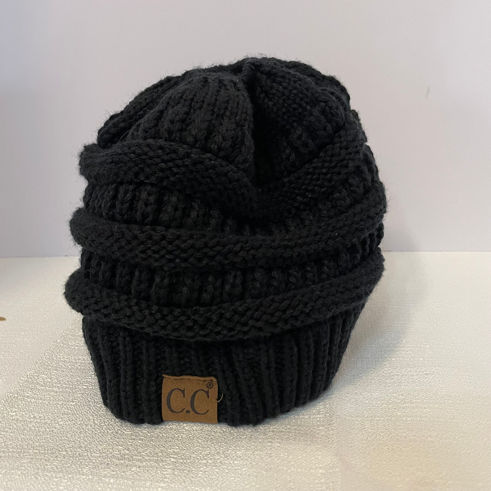 PONY C.C. Esclusivo berretto tessuto con foro coda di cavallo taglia unica adatto alla maggior parte