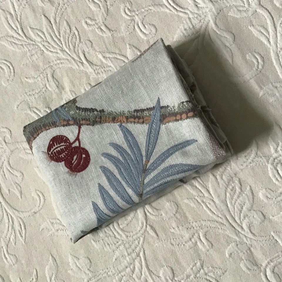 Floral Crewel Embroidered Linen Pillow Cover Case 22 x 22" - Image 4 of 4