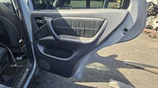 TÜRVERKLEIDUNG HINTEN RECHTS / 2559251 FÜR MERCEDES-BENZ CLASE M W163 400 CDI TÜRVERKLEIDUNG HINTEN RECHTS / 2559251 FÜR MERCEDES-BENZ CLASE M W163 400 CDI