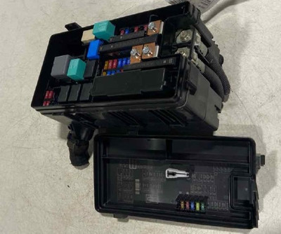 2016-2018 Honda Civic  Engine Fuse Box Assembly OEM