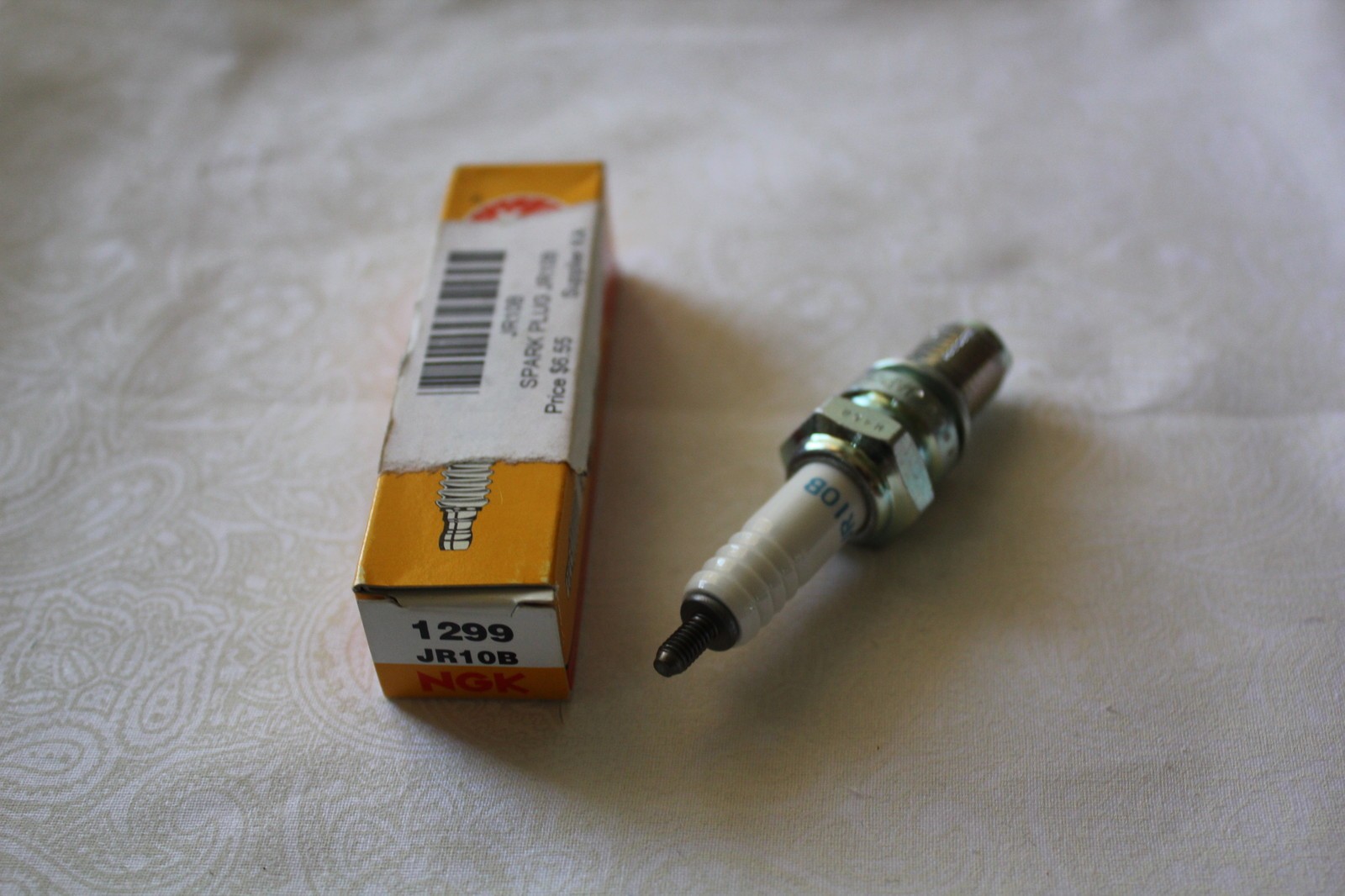 NGK JR10B SPARK PLUG STOCK # 1299