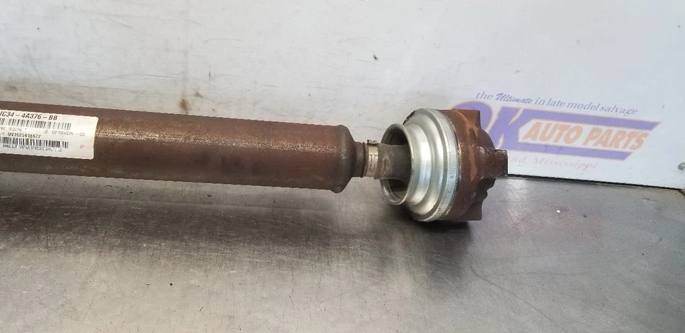 Ford F550 Super Duty 19 eje de transmisión delantero 6,7 L 4x4 4x4 JC344A376BB Foto 3 de 4