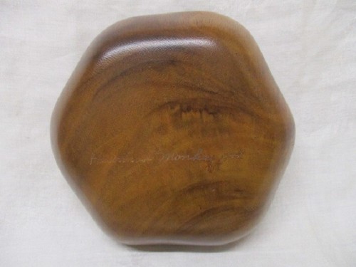 signed Hawaiian Monkey Pod WOOD BOWL ~ MCM Tiki Room Island Style - Picture 4 of 5