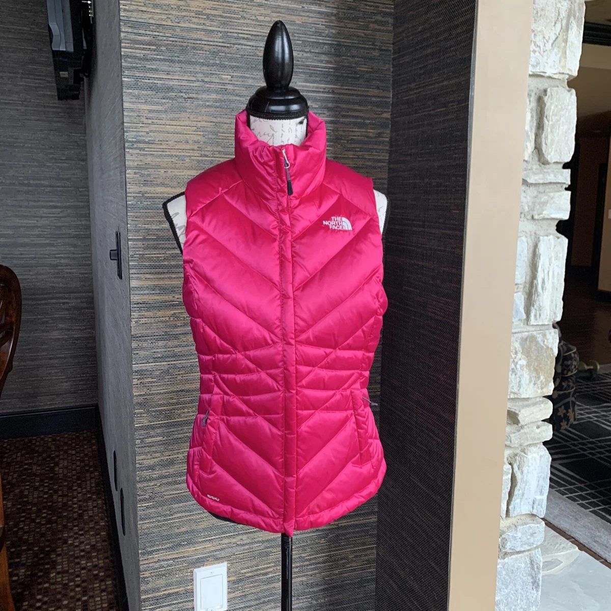 The North Face Aconcagua 550 Fill Down Women's Hot Pink Puffer Vest Coat  Size S | eBay