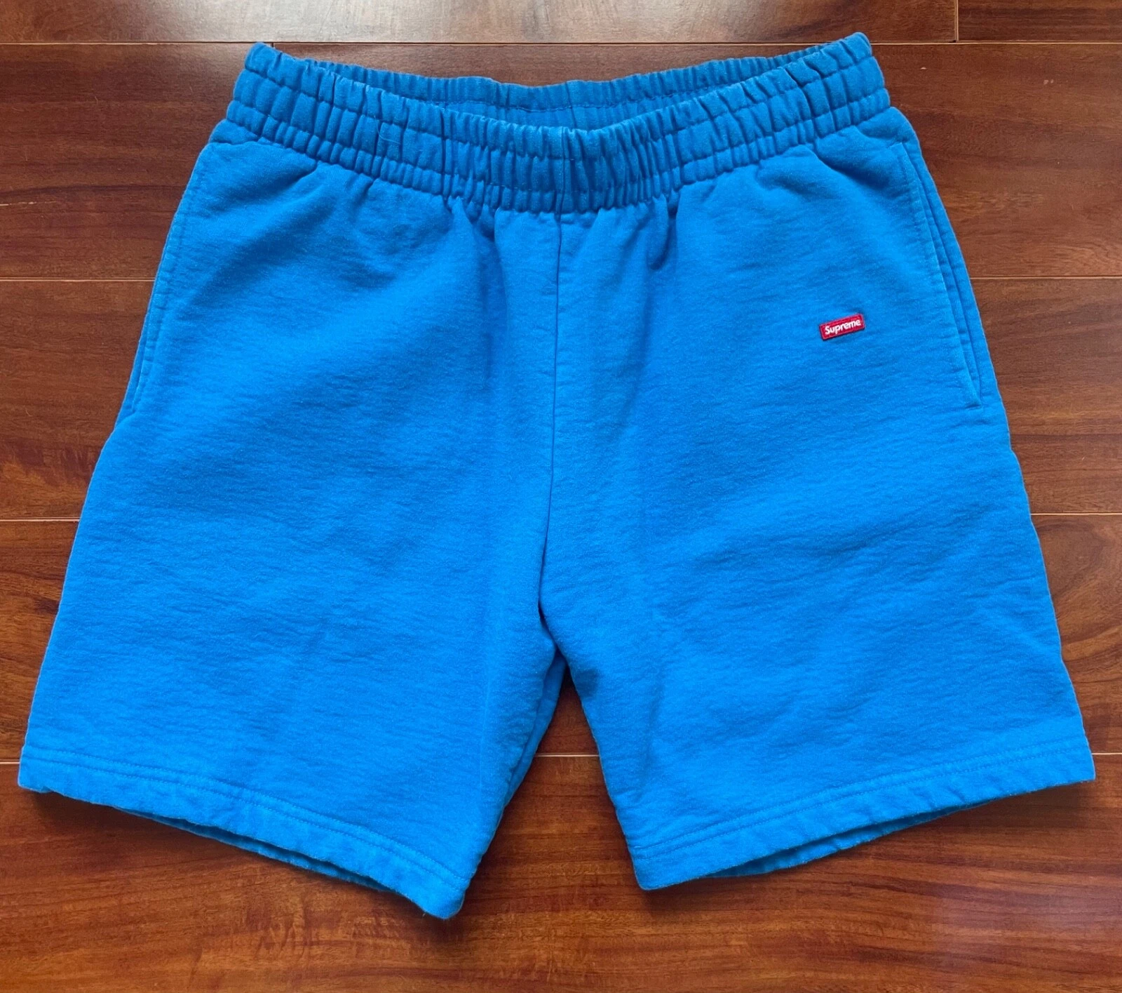 Logo petite boîte Supreme SS22 taille S bleu vif