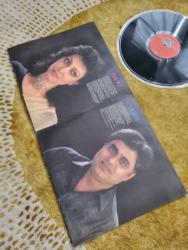 Jagjit & Chitra Singh - Echoes From Concerts Around The World - 2 X LP HMV 1986 - Picture 2 of 7