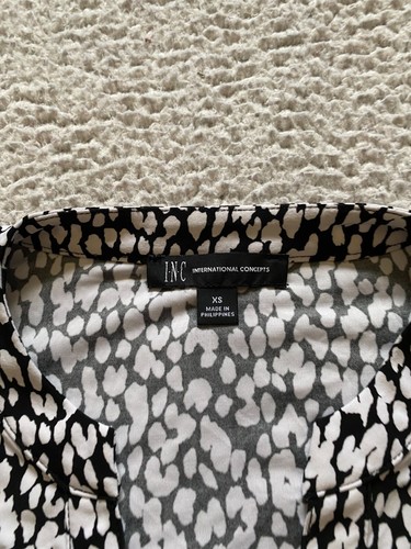 INC International Concepts Women Cow Print Long Sleeve Henley Blouse Size XS - Picture 5 of 9